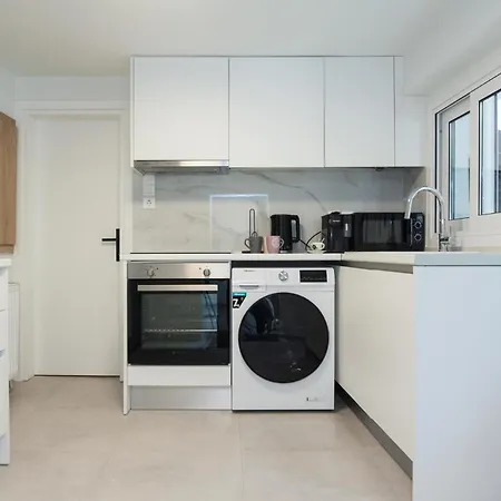Cozy 1 Bd Basement Apt In Pagrati With Backyard * Athens